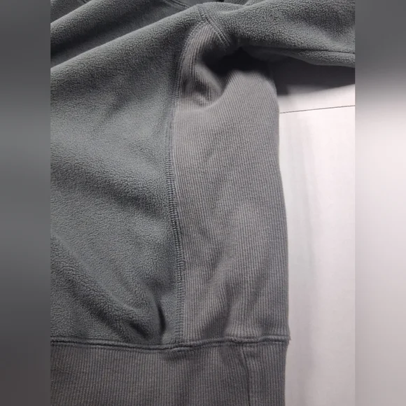 NFL Team Apparel Giants Fleece Sweater Size Small - Picture 9 of 12